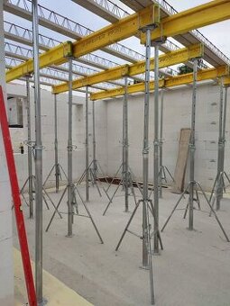 Pronájem a prodej stavebních stojek a trámků