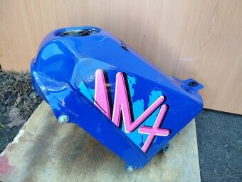 Nádrž Kawasaki KMX 125