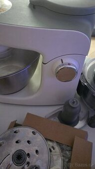 Kuchyňský robot Kenwood