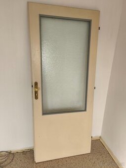 Prosklené interiérové dveře 80L levé