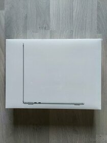 Apple MacBook Air 13,6" (2022) - 1