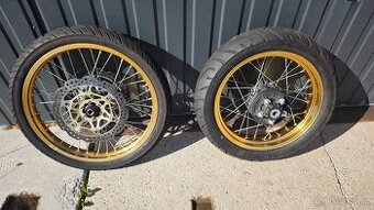 Kompletní kola Afrika Twin adventure sport1000 r.v.2018