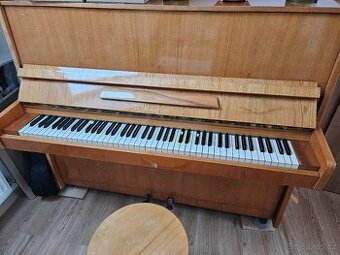 Prodám Pianino - 1