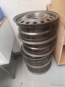 Plechová kola 5x112 R16