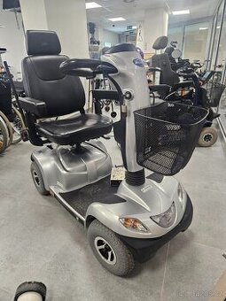 Skútr čtyřkolový Invacare - 1