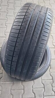 Prodám 2 x letní pneu Falken 225/45/19