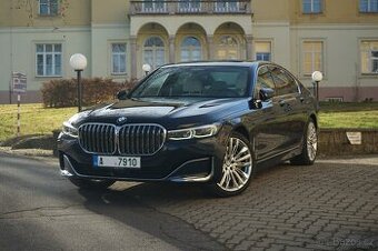 BMW Řada 7, 745e (290kW)H&K Panorama 360 HUD