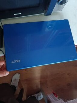 Prodám notebook