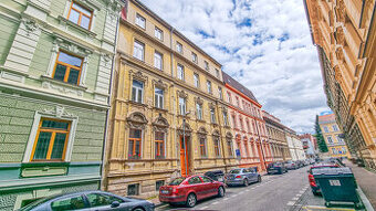 Pronájem bytu 2+1, 80m2 v centru Českých Budějovic, ul. Dr.