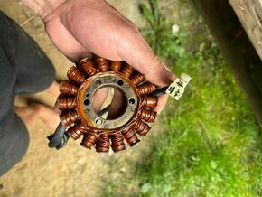Stator alternatoru na Yamaha R6 03-05