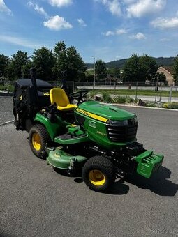 Žací traktor JOHN DEERE X950R