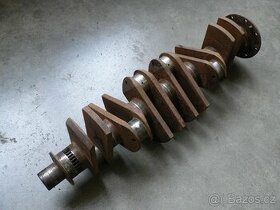 Alfa Romeo 6C 2500 kliková hřídel/ crankshaft