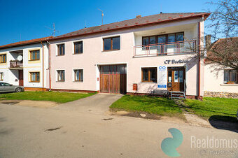 Prodej, rodinný dům, 550 m2, Hrdějovice