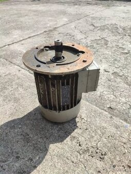 Elektromotor 550 W 910 ot/min