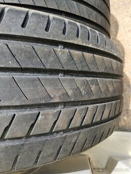 245/50r19 105W Bridgestone Alenza 001