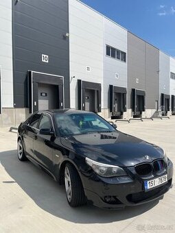 💥 BMW E60 530d – 160kW – M paket – MANUÁL – R19 💥