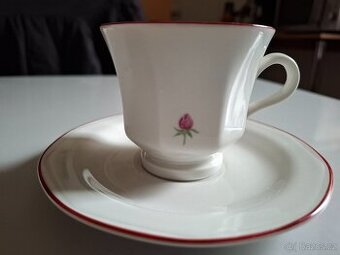 Porcelánové hrničky na kávu
