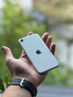 Apple iPhone SE 2020