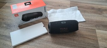 JBL charge 5
