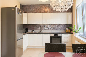 Pronájem bytu 2+kk • 56 m²