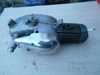 Jawa 550 pařez motor