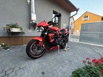 Triumph street triple 675r