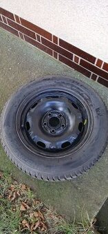 Zimní pneu Hankook 165/70 R14 81T