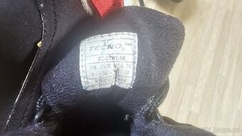 Botu na běžky vel. 33, SNS