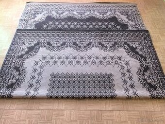 Koberec oboustranný