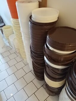 Kyble, vědra, kyblíky cca10l a 5l