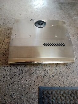 Vestavěná mikrovlnná trouba  Mora a digestoř Whirlpool