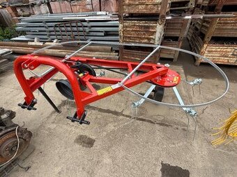 Obraceč sena JAR-MET Z 525