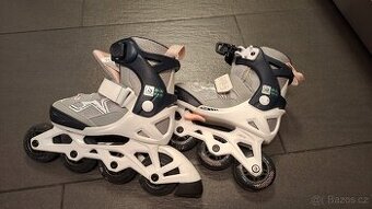 Dívčí kolečkové brusle rostoucí