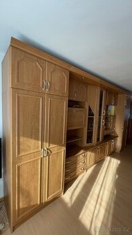 Obývací dřevěná stěna - prodám