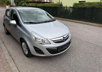 Opel Corsa 1,2i Nová STK klima zimáky benzín