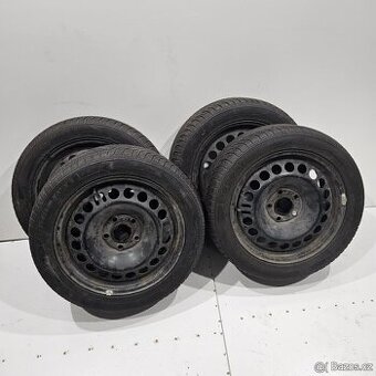 Plechové disky 5×120 – zimní pneu Goodride 225/50 R17