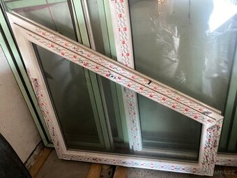 Plastové okno / Trojuhelník