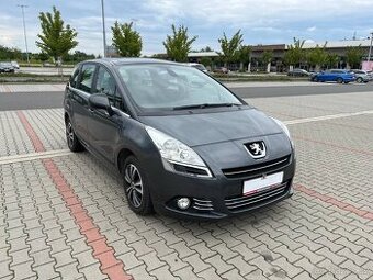 Peugeot 5008 1.6 HDi 80kw automat 7 míst panorama