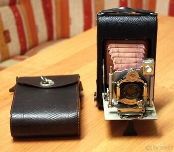 HUTTIG LIoyd SKLÁDACÍ fotoaparát