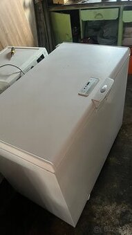 Prodám pultový mrazák Whirpool 6