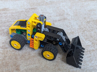 LEGO Technic - 30433 Volvo Nakladač