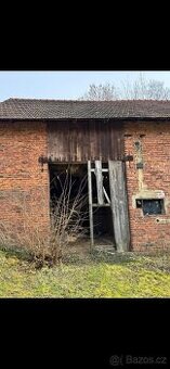 Stodola k rozebrání za odvoz
