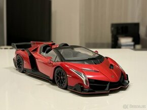 Kyosho Lamborghini Veneno Roadster 1:18