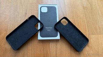 3 x originální kryty iPhone 14 Plus 6,7” v záruce, zánovní