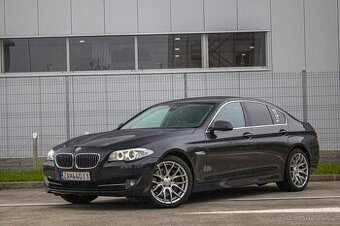 BMW Rad 5 530d xDrive A/T