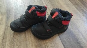 Quechua nové nepromokavé boty vel.26