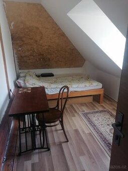 Pronájem pokoje v Kosově Hoře - Dům u černé kočky čp 7.
