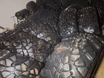 Pneu TYREX 425/85R21 - 1
