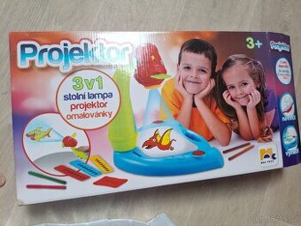 Prodám Projektor 3v1 - stolní lampa, projektor - 1