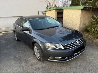 VW PASSAT B7 2.0 TDI 103kw Highline 2. majitel